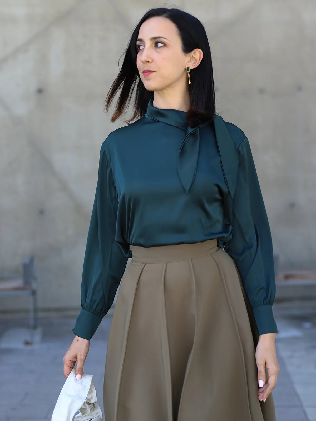 Bowknot Satin Blouse - Green