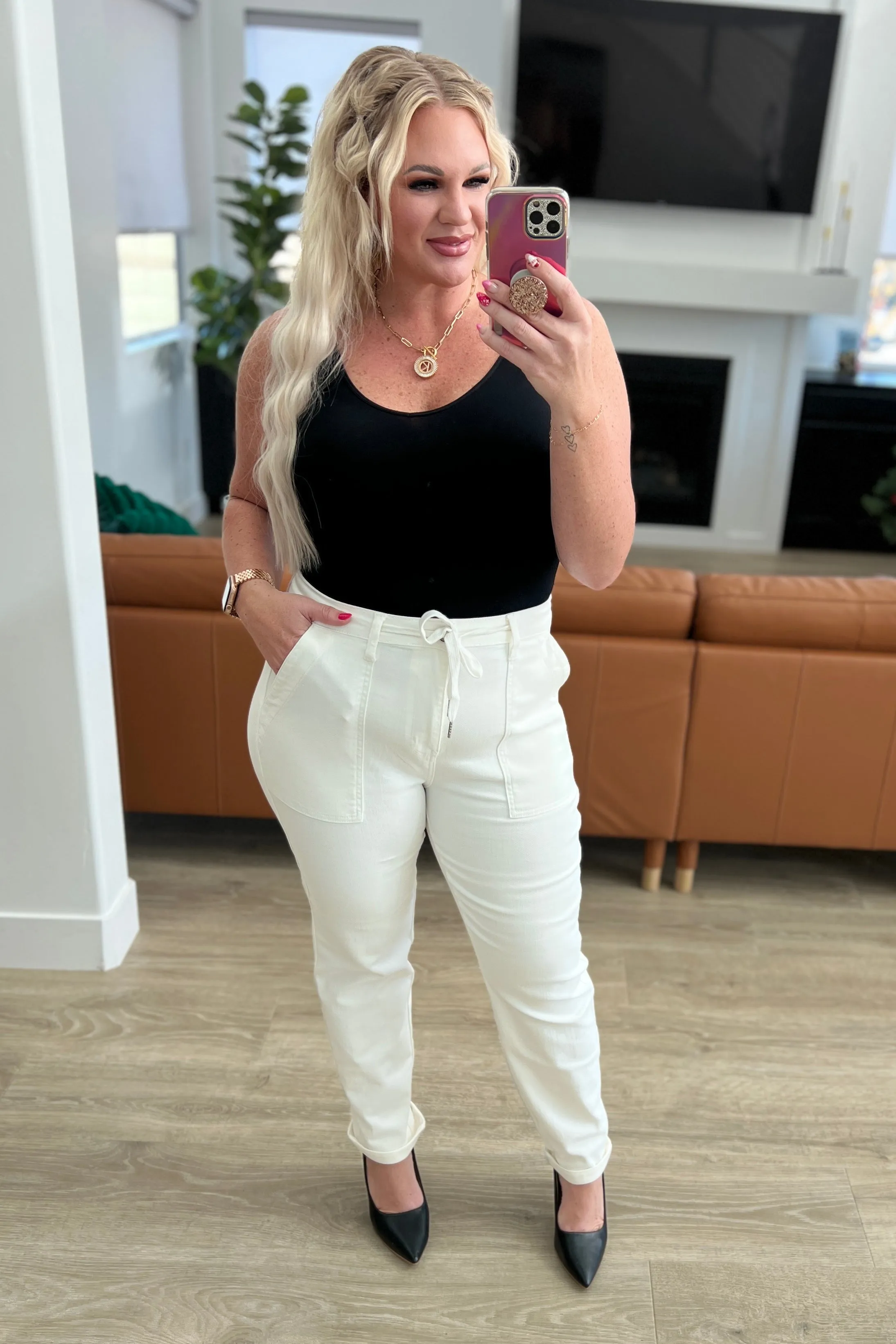 Judy Blue Charlene High Rise Jogger in Ecru White