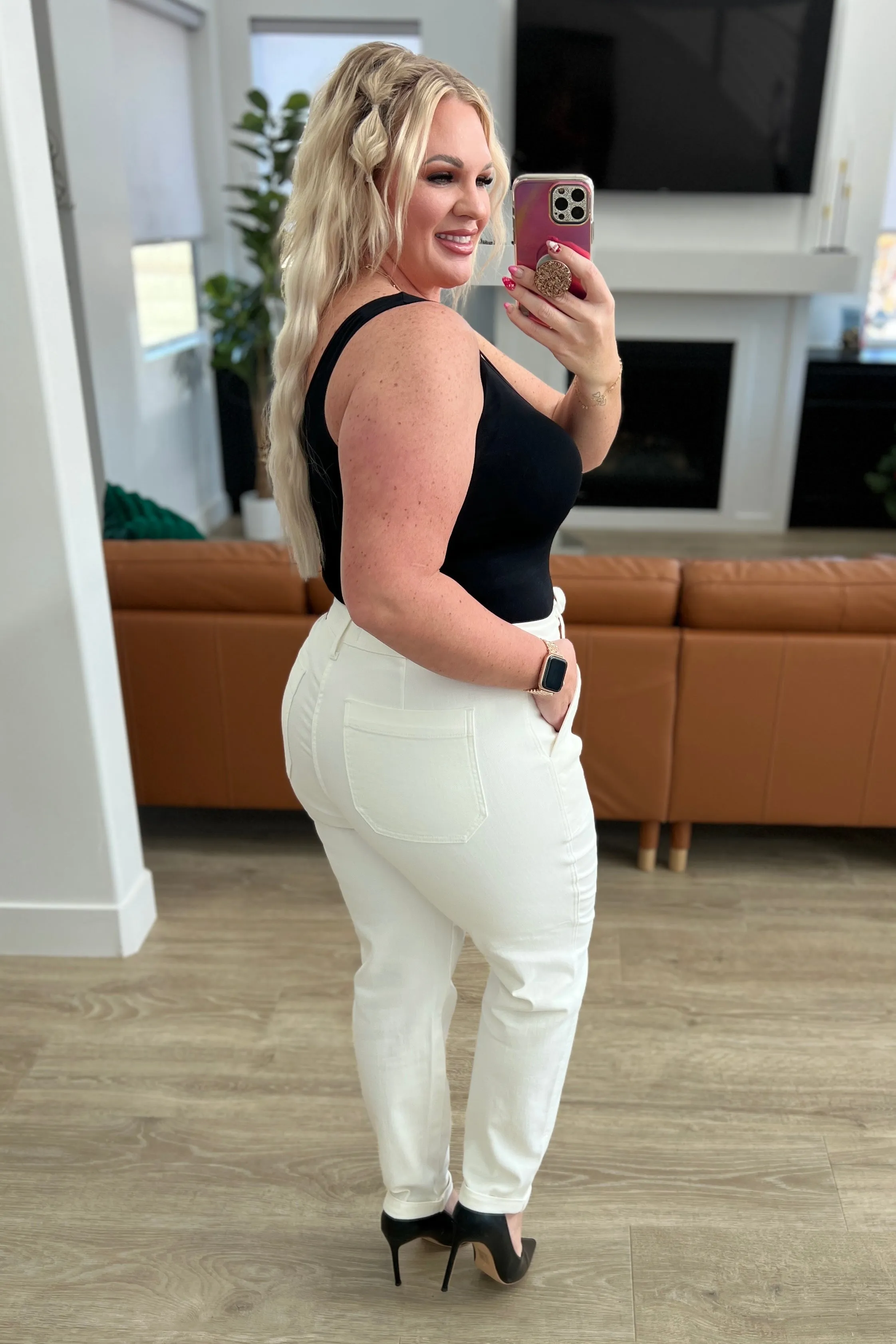 Judy Blue Charlene High Rise Jogger in Ecru White