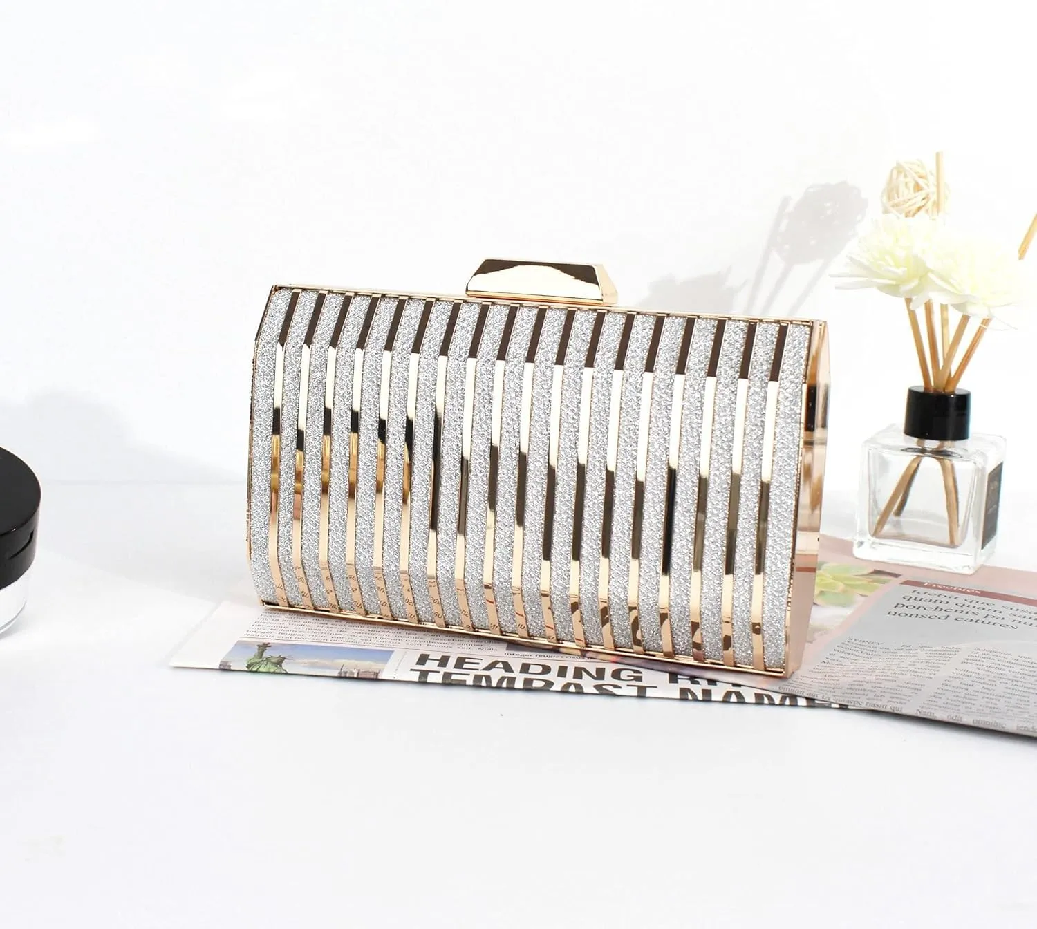 Mini Chain Shoulder Bags for Women Crossbody Bag Purse Women Metal Box Clutch Diamond Evening Handbag
